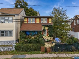 21 9th Street, Paterson, NJ 07522