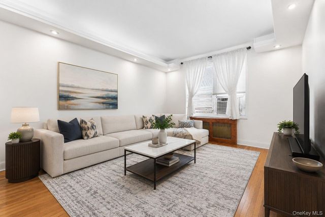 64-11 99th Street 3O4, Rego Park, NY 11374