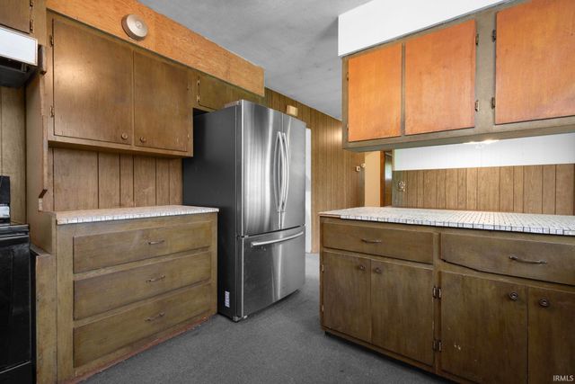 10675 Cleveland Road, Granger, IN 46530