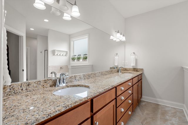 805 Tanager Pl, Lebanon, TN 37087