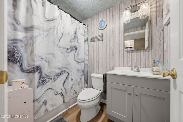 54 Kathy Court, Brick, NJ 08724