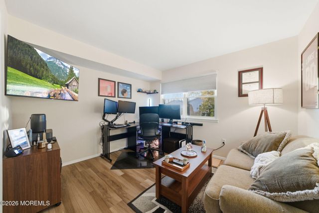 54 Kathy Court, Brick, NJ 08724