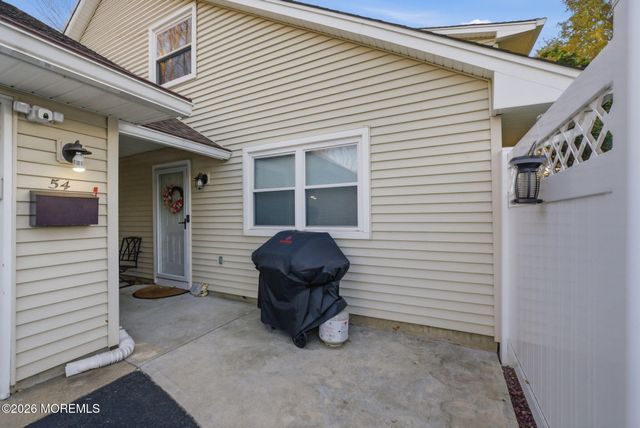 54 Kathy Court, Brick, NJ 08724