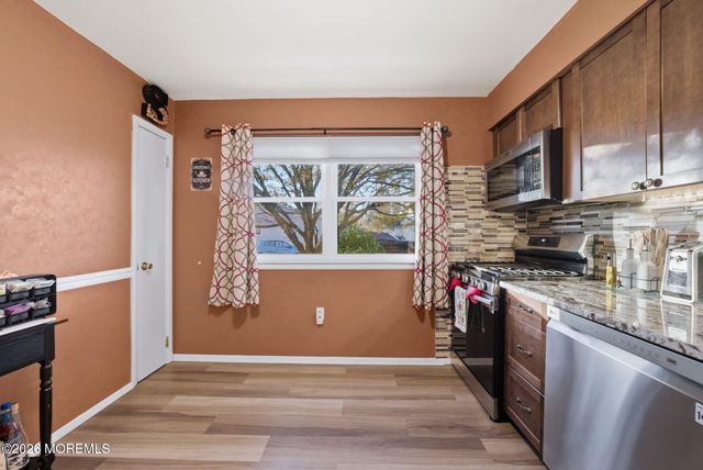 54 Kathy Court, Brick, NJ 08724