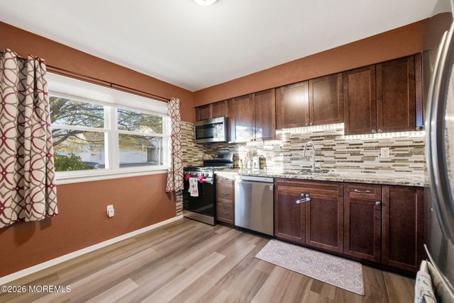 54 Kathy Court, Brick, NJ 08724