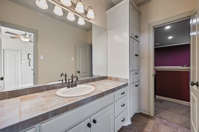 530 Ridge Point Drive, Heath, TX 75126