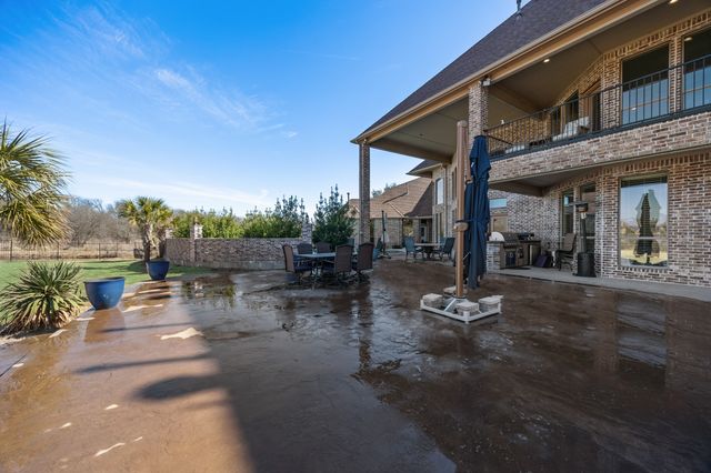 530 Ridge Point Drive, Heath, TX 75126