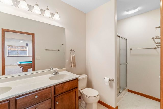 1502 Quail Ridge Road, Cedar Falls, IA 50613