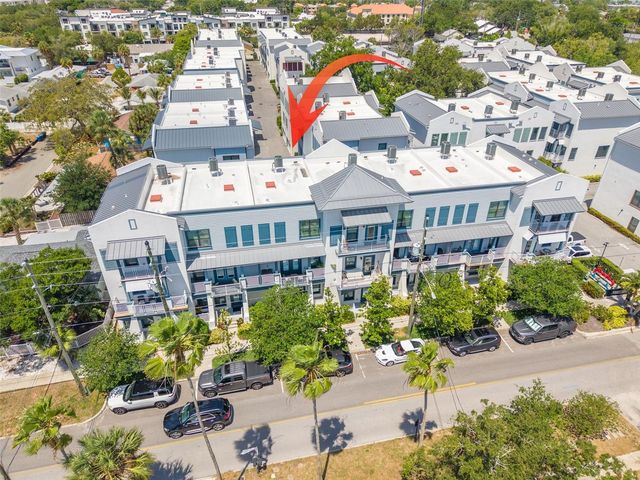 946 HIGHLAND AVENUE 8, Dunedin, FL 34698