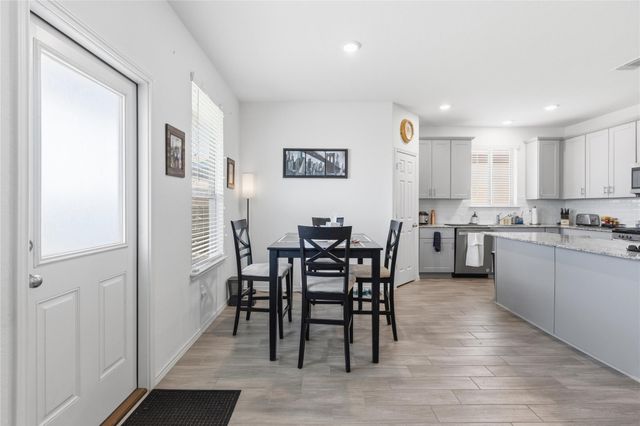 529 Senca PARK, Leander, TX 78641
