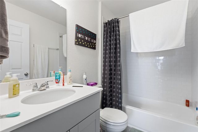 529 Senca PARK, Leander, TX 78641