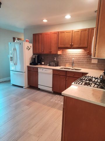 21 Anderson Dr 21, Marshfield, MA 02050