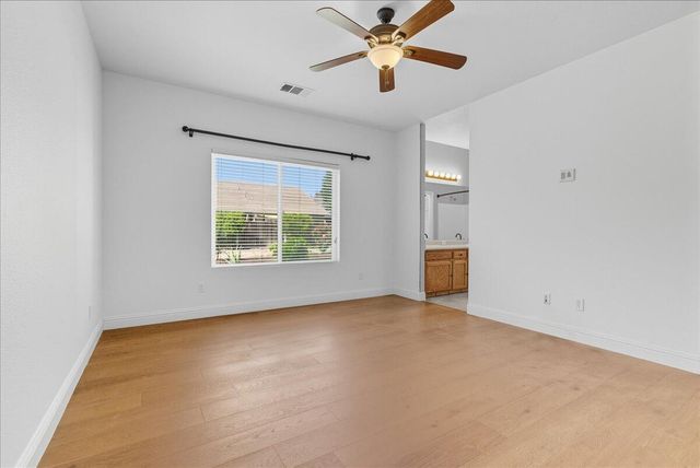 141 N Boise Court, Visalia, CA 93291