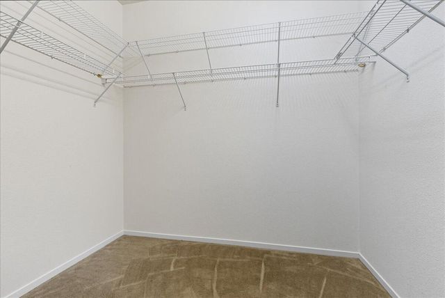 141 N Boise Court, Visalia, CA 93291