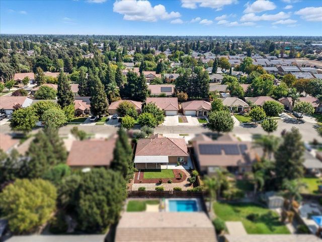 141 N Boise Court, Visalia, CA 93291