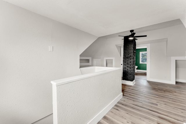 1885 N Douglas Avenue, Springfield, MO 65803