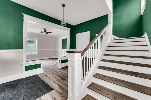 1885 N Douglas Avenue, Springfield, MO 65803