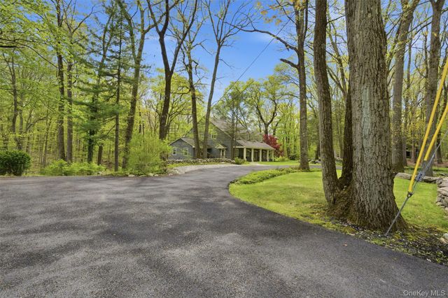 29 E Kinnicutt Road, Pound Ridge, NY 10576