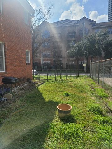 5614 Chartres Street 5, Houston, TX 77004