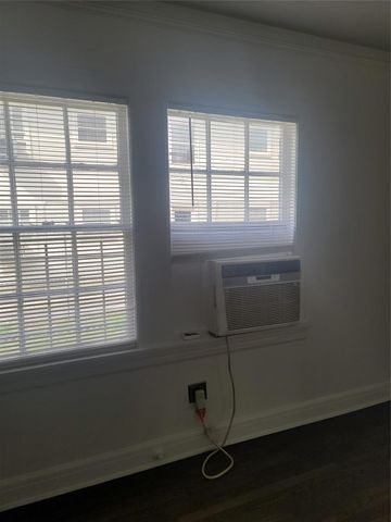 5614 Chartres Street 5, Houston, TX 77004