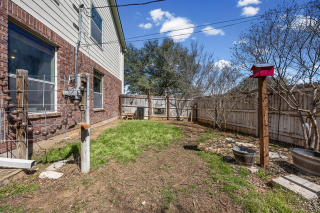 1602 Westwood LN, Georgetown, TX 78628