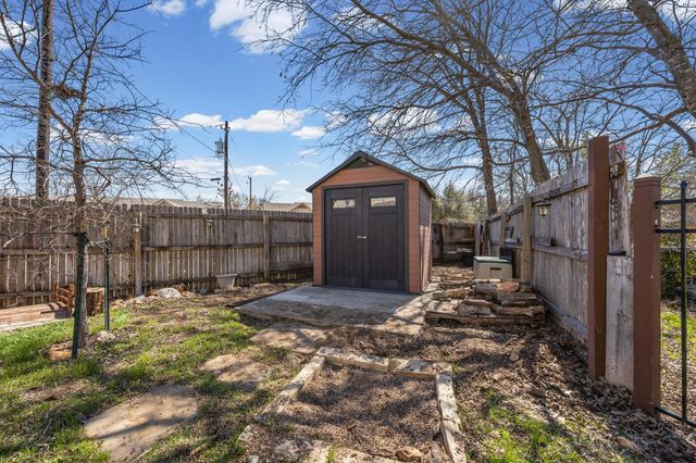 1602 Westwood LN, Georgetown, TX 78628