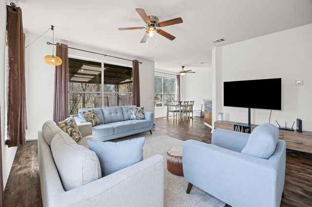 1602 Westwood LN, Georgetown, TX 78628