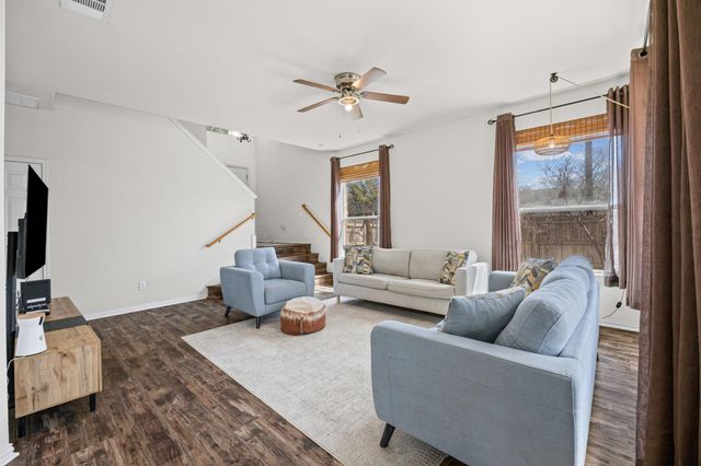 1602 Westwood LN, Georgetown, TX 78628