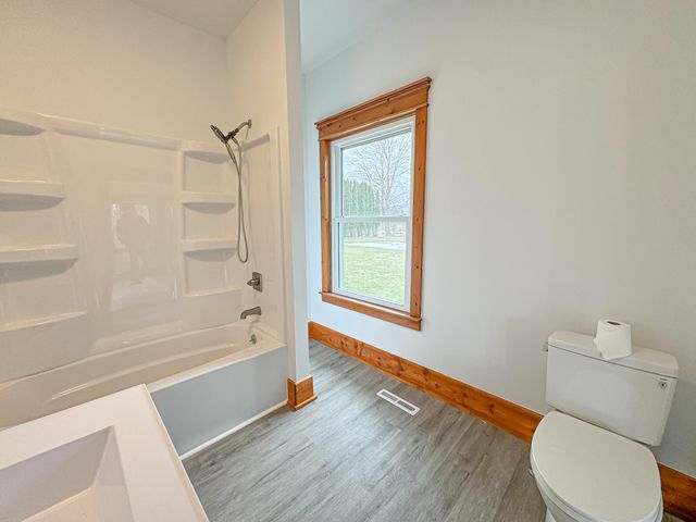 3338 W Abbey Road, Hart, MI 49420