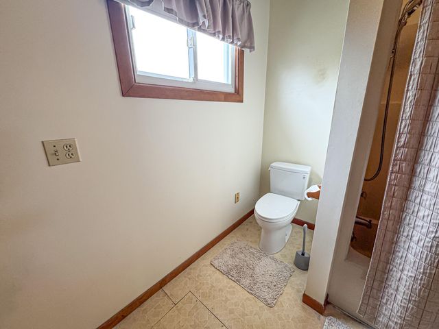 3338 W Abbey Road, Hart, MI 49420