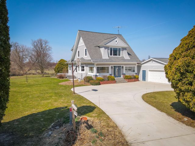 3338 W Abbey Road, Hart, MI 49420