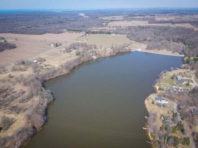 3338 W Abbey Road, Hart, MI 49420