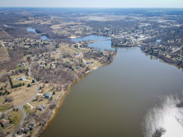 3338 W Abbey Road, Hart, MI 49420