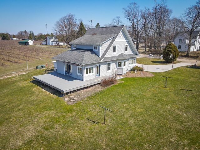 3338 W Abbey Road, Hart, MI 49420