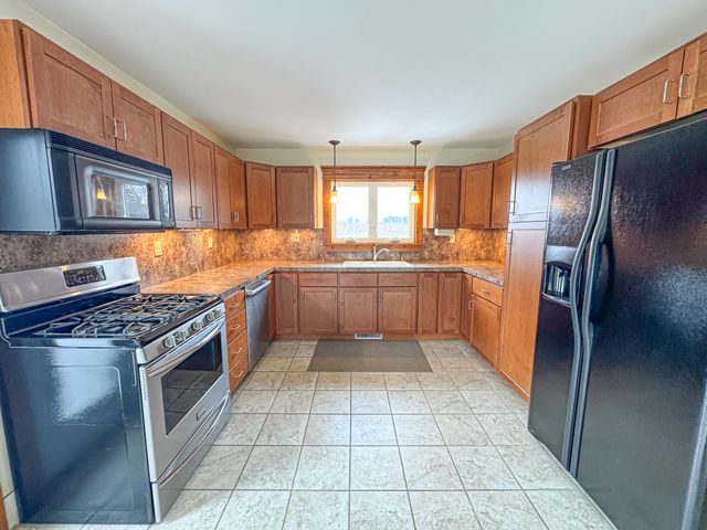 3338 W Abbey Road, Hart, MI 49420