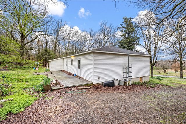 1068 County Road 2305, Hartman, AR 72840