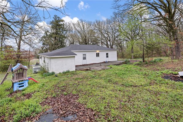 1068 County Road 2305, Hartman, AR 72840