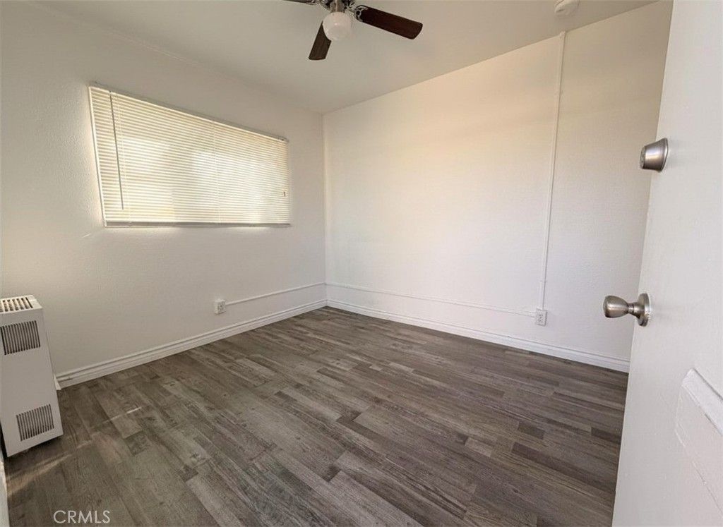 Image 3 of property listing at 350 E South, Long Beach, CA 90805