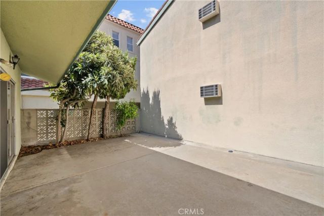 723 E Tujunga Avenue, Burbank, CA 91501