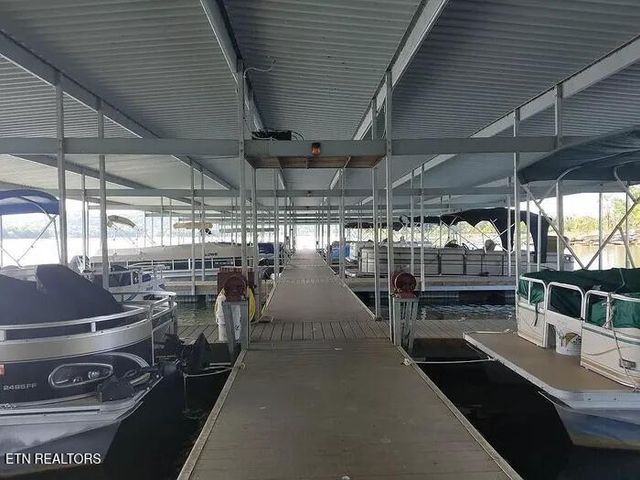 5017 Serenity Drive, Mooresburg, TN 37811