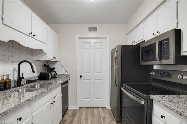 2235 Sunderland Road 105C, Winston-salem, NC 27103