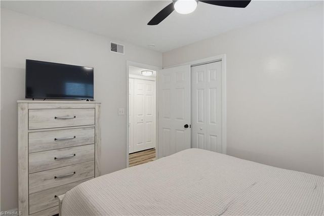 2235 Sunderland Road 105C, Winston-salem, NC 27103