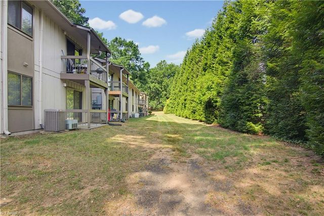 2235 Sunderland Road 105C, Winston-salem, NC 27103