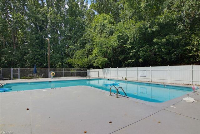 2235 Sunderland Road 105C, Winston-salem, NC 27103