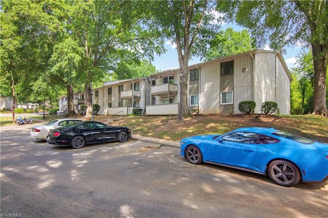 2235 Sunderland Road 105C, Winston-salem, NC 27103