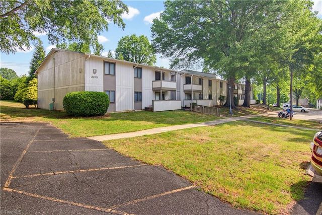 2235 Sunderland Road 105C, Winston-salem, NC 27103