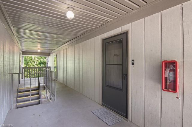 2235 Sunderland Road 105C, Winston-salem, NC 27103