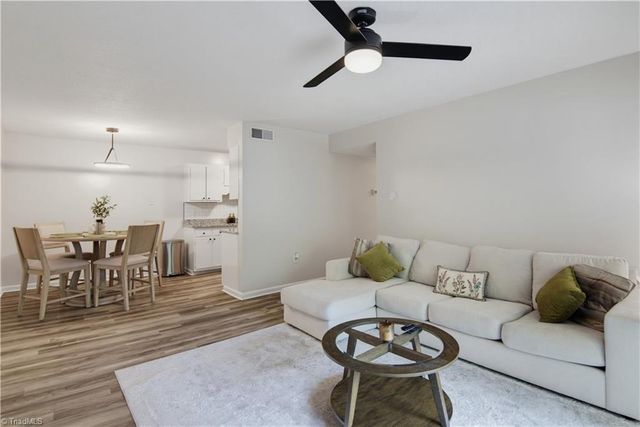 2235 Sunderland Road 105C, Winston-salem, NC 27103