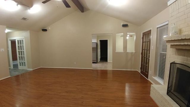 9 N Deerfoot Circle, The Woodlands, TX 77380
