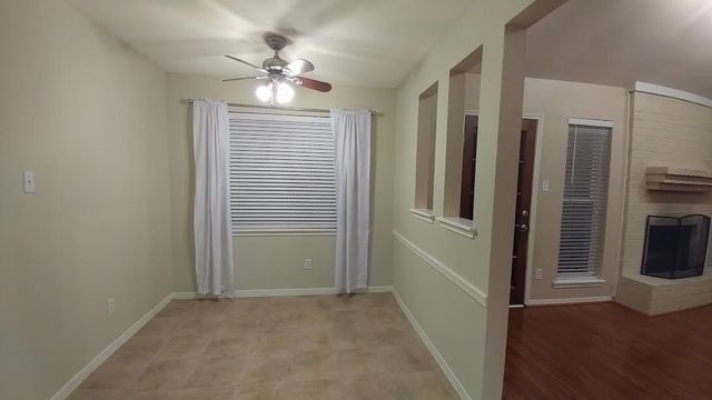 9 N Deerfoot Circle, The Woodlands, TX 77380